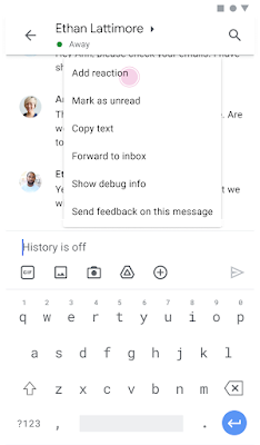 Imagen de la selección de emojis en un teléfono Android que muestra la opción de Agregar reacción