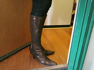 Leggings Boots, Legs, MILF in Leather, Cougars