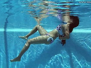 De Luxe, Under Water Show, Luxe, Andreina De Luxe