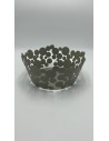 Centrotavola Bolle porta frutta realizzato in metallo tortora caratterizzato da un bellissimo design di bolle ricavato median...