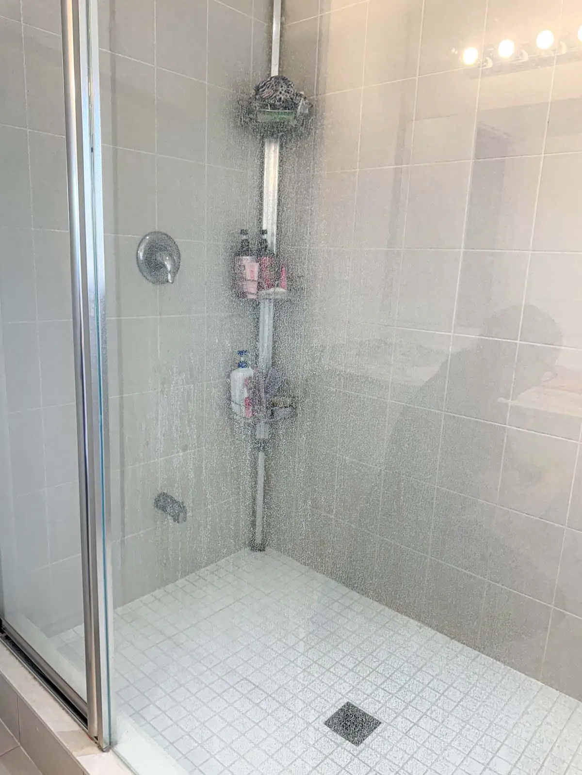 shower_glass_before