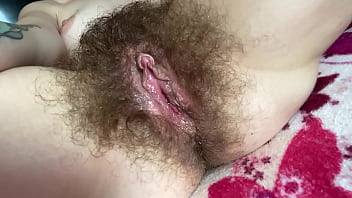 hairy pussy cums, close up, clit, real orgasm