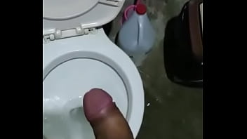 alo97, homemade, pee, pissing