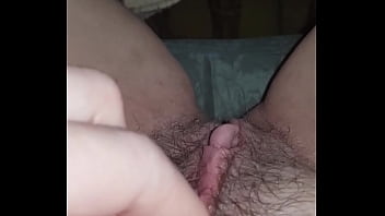 hairy pussy, chatte humide, wet pussy, chatte poilue