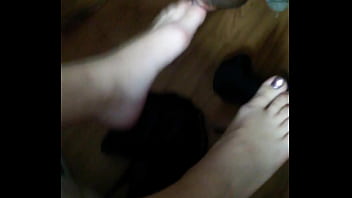 white foot, white female foot, white female toe, white female