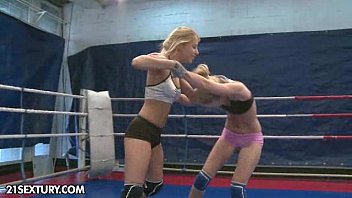 blonde, naturalboobs, slim, nudefightclub