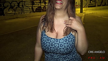 drinking own squirt, barcelona, squirting, Lya Lips