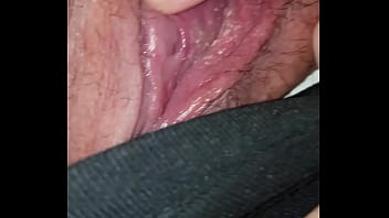 hairy pussy, chatte poilue, big clit, gros clitoris