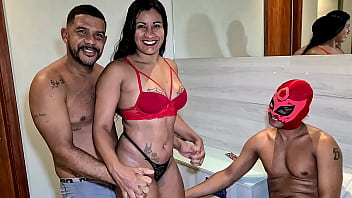 closeup anal, trio amador, anal sex, brazilian slut