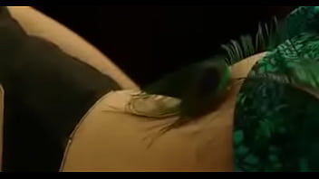 hot, hot aunty navel show in movie video, hot aunty navel show, girl