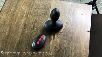 buttplug test, butt plug, vibrating butt plug, anal toy test