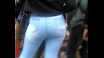 culito rico, tight jeans, candid ass, shorts
