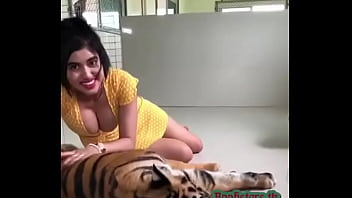 indian cleavage, big boobs, tiger, indian