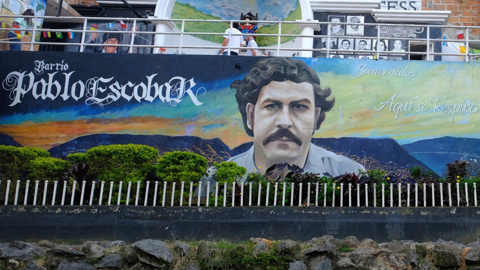 Wandgemälde mit Pablo Escobar in Medellín: Der Drogenbaron kam 1993 bei einer Schießerei mit Sicherheitskräften ums Leben