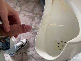 mann pissy, boy toilet, man pissing, exclusive