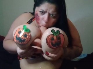 bbw latina, festa de halloween, big tits, masturbation