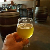 Photo taken at The Davis Beer Shoppe by Johan W. on 9/6/2018