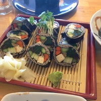 Photo prise au Cha-Ya Vegetarian Japanese Restaurant par Joe M. le4/22/2013