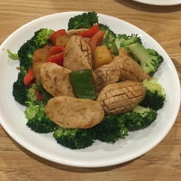 11/29/2015에 Kenneth L.님이 Enjoy Vegetarian Restaurant에서 찍은 사진