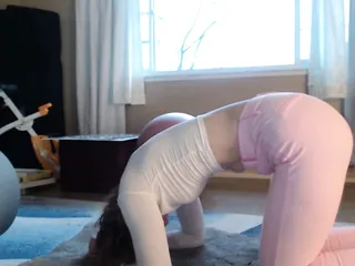 Yoga Pants Ass, MILF, Hot Wife, Standing