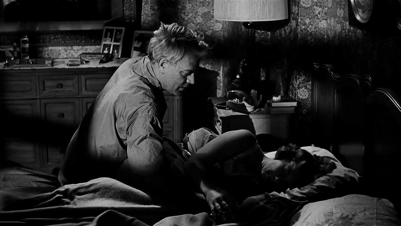 Dan O'Herlihy and Hildy Parks in Fail Safe (1964)