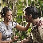 Matthew Fox and Evangeline Lilly in Lost (2004)