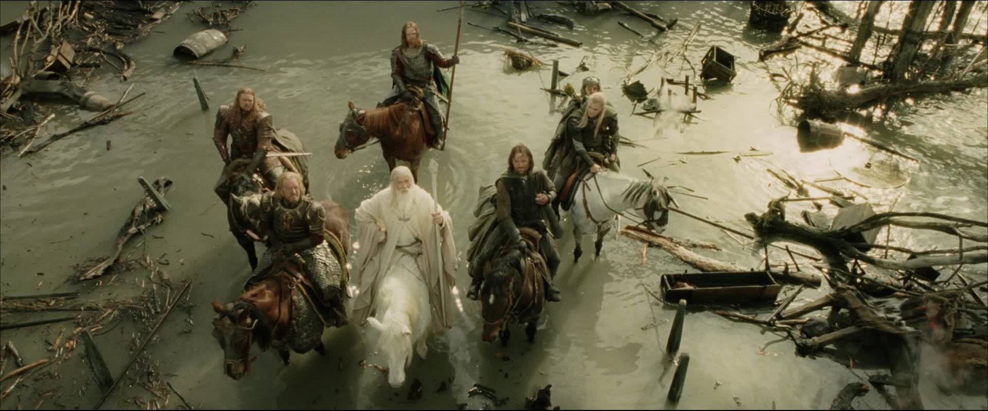 Viggo Mortensen, Ian McKellen, Orlando Bloom, Bernard Hill, John Rhys-Davies, and Karl Urban in The Lord of the Rings: The Return of the King (2003)