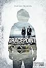Anna Gunn and David Tennant in Gracepoint (2014)