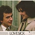 Elizabeth McGovern and Dudley Moore in Lovesick (1983)