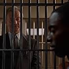 Bernard Hill and Isaiah Washington in True Crime (1999)