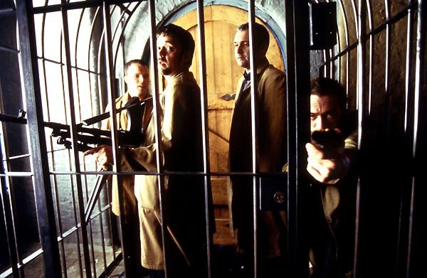 Ronnie Fox, Frank Harper, Tony McMahon, and Steve Sweeney in Lock, Stock and Two Smoking Barrels (1998)