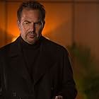 Kevin Costner in 3 Days to Kill (2014)