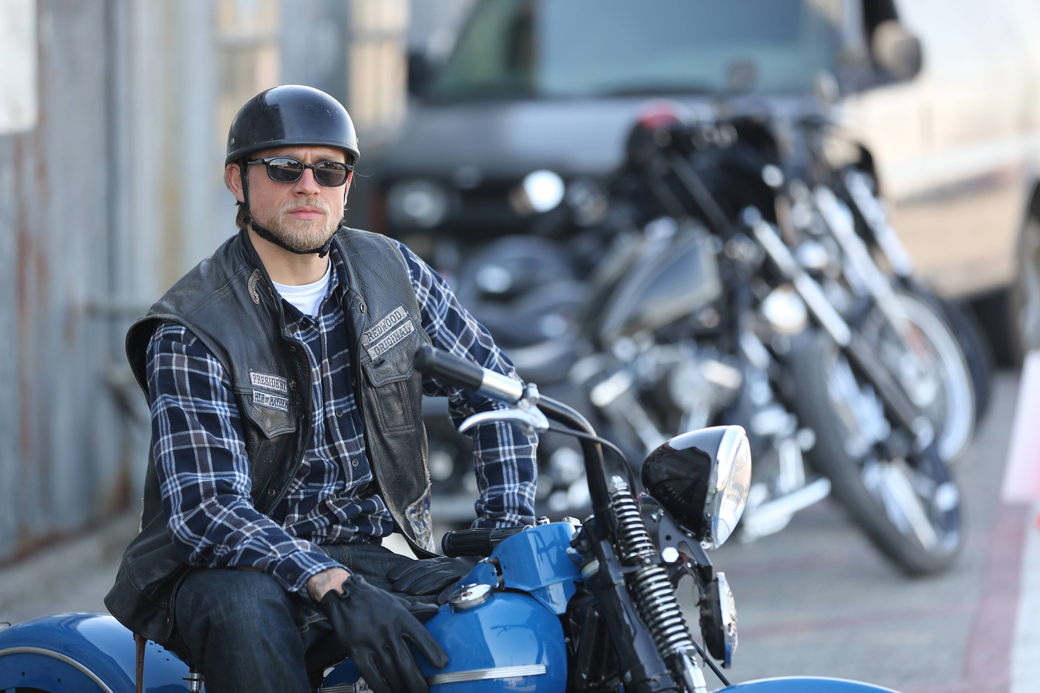 Charlie Hunnam in Sons of Anarchy (2008)