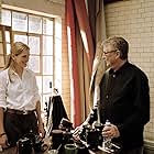 Julia Roberts and Mike Nichols in Closer (2004)