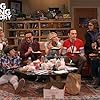 Mayim Bialik, Kaley Cuoco, Johnny Galecki, Simon Helberg, Jim Parsons, Melissa Rauch, and Kunal Nayyar in The Big Bang Theory (2007)