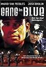 Josh Brolin and Mario Van Peebles in Gang in Blue (1996)