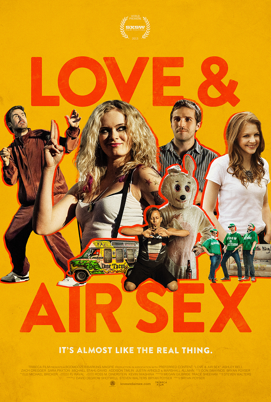 Ashley Bell, Sara Paxton, Zach Cregger, Michael Stahl-David, and Justin Arnold in Love & Air Sex (2013)