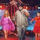 Sarah Michelle Gellar, Linda Cardellini, and Ruben Studdard in Scooby-Doo 2: Monsters Unleashed (2004)