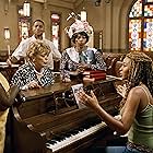 Cuba Gooding Jr., Rue McClanahan, Beyoncé, Melba Moore, LaTanya Richardson Jackson, and Angie Stone in The Fighting Temptations (2003)