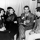 Clark Gable, Frank Capra, Claudette Colbert, and Carole Lombard in It Happened One Night (1934)