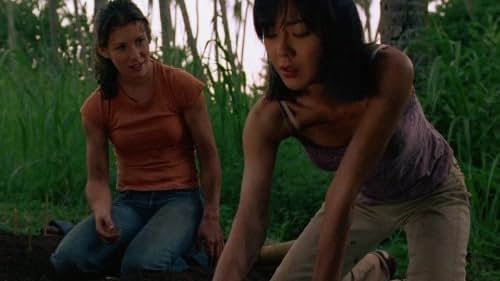 Yunjin Kim and Evangeline Lilly in Lost (2004)