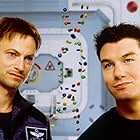 Gary Sinise and Jerry O'Connell in Mission to Mars (2000)