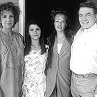Suzy Amis, Jill Clayburgh, Albert Finney, and Kathryn Erbe in Rich in Love (1992)