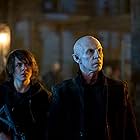 Jonathan Hyde and Max Charles in The Strain (2014)