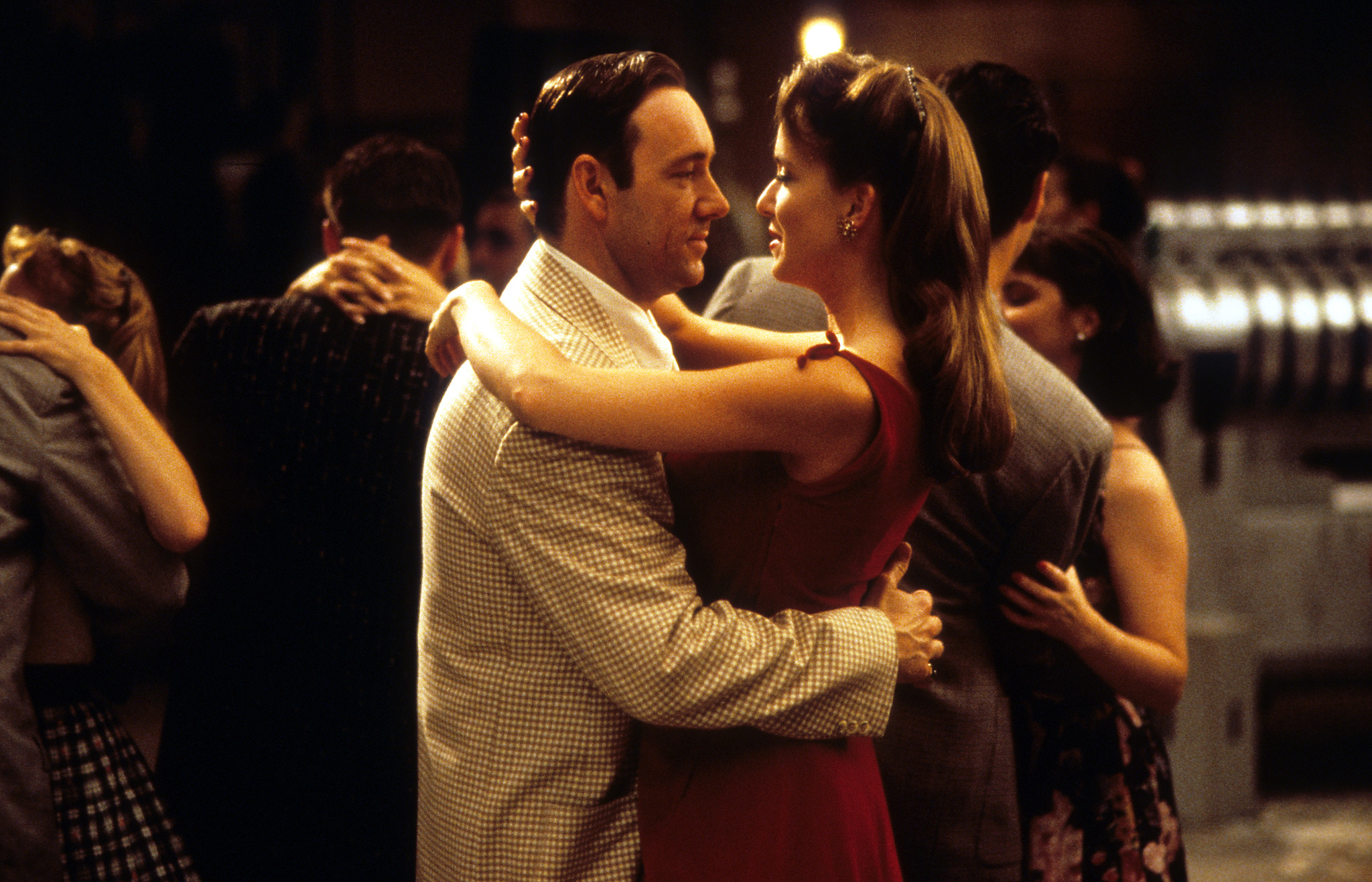 Kevin Spacey and Symba in L.A. Confidential (1997)