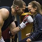 Jake Gyllenhaal and Oona Laurence in Southpaw (2015)