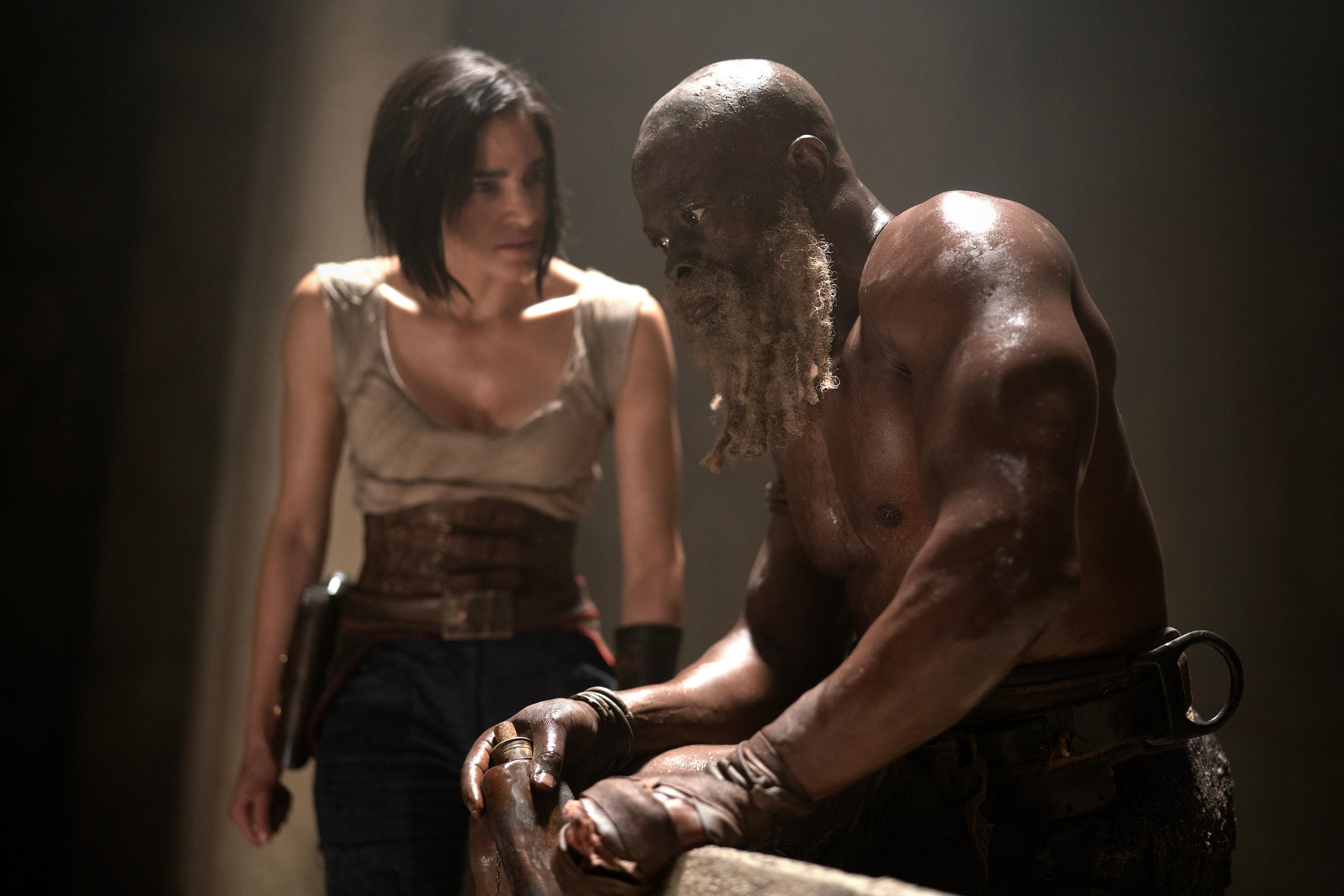 Djimon Hounsou and Sofia Boutella in Rebel Moon - Part One: A Child of Fire (2023)