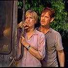 Téa Leoni and William H. Macy in Jurassic Park III (2001)