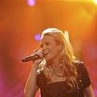 Carrie Underwood in Carrie Underwood: An All-Star Holiday Special (2009)