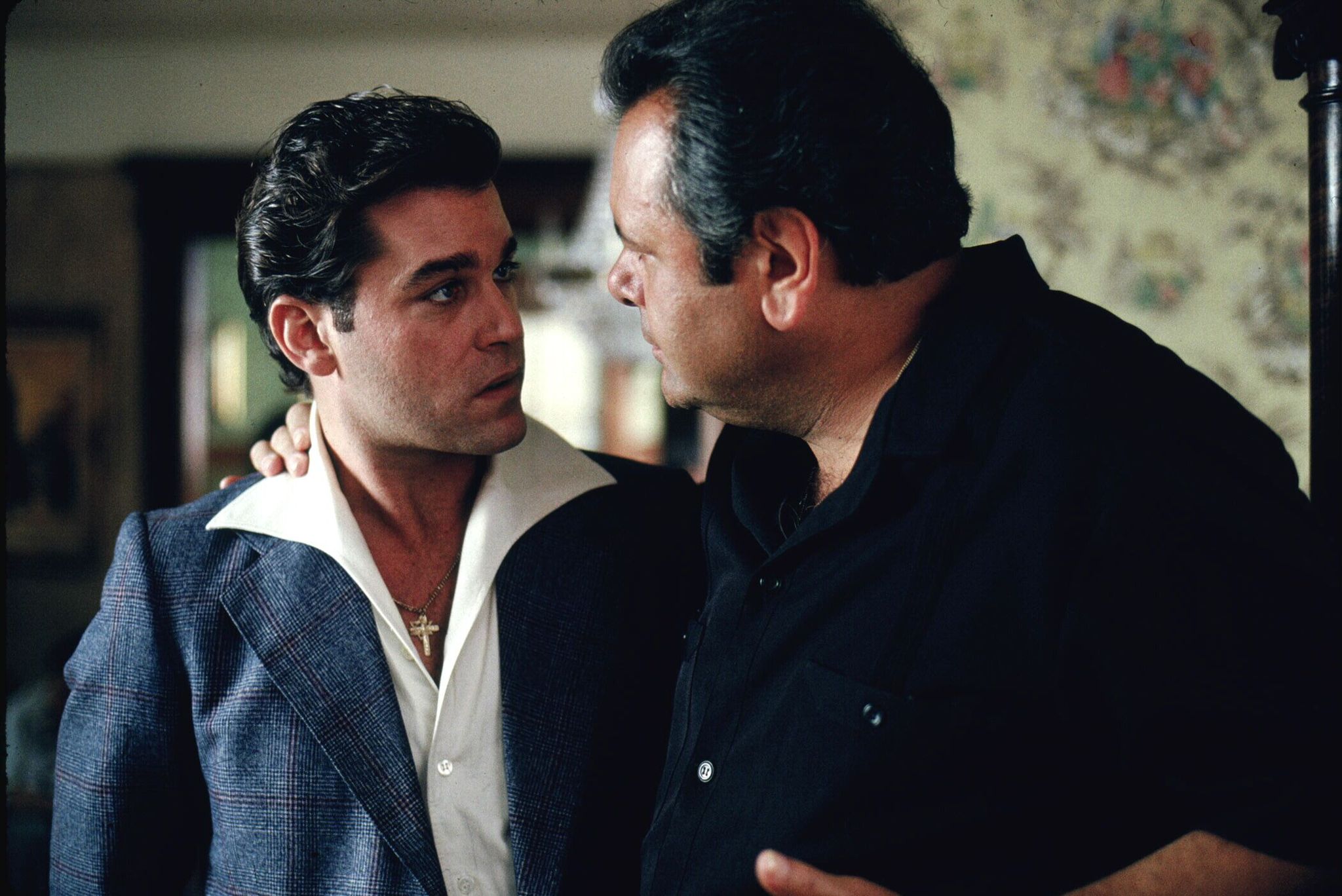 Ray Liotta and Paul Sorvino in Goodfellas (1990)